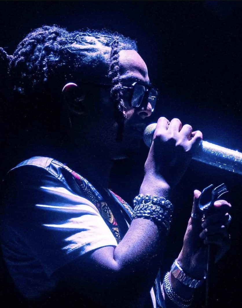 Tvrzan — artiste NO LINE
